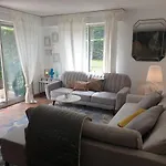Appartement Spacieux Avec Jardin Coeur De St Tropez